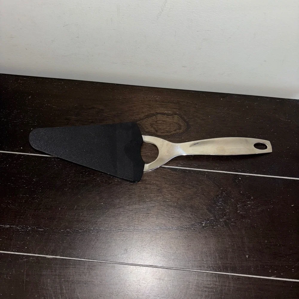 Oneida | Flexible Nylon Pie Server | Stainless Steel‎ Handle